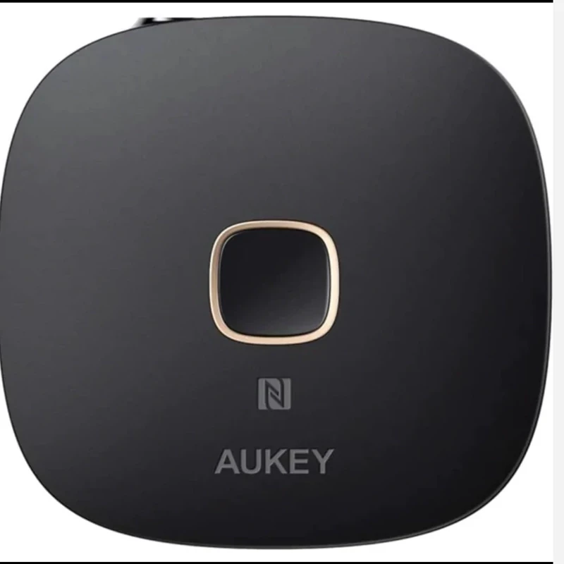 گیرنده بلوتوث صوتی آوکی مدل Aukey BR-C16 با قابلیت NFC و باتری داخلی برای اتصال بی‌سیم به سیستم صوتی | آمازونیکس