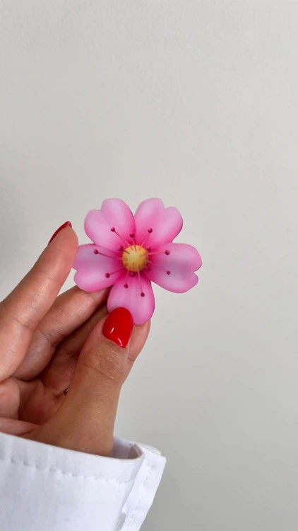 گیره ایموجی